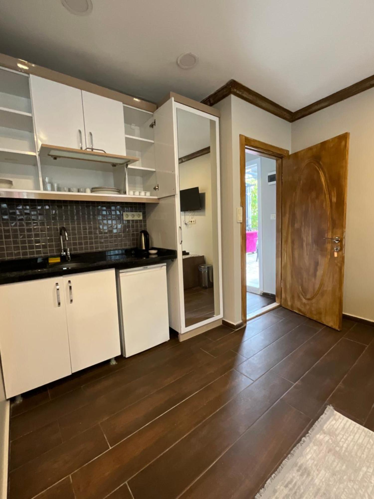 Dimbil Apart Истанбул Екстериор снимка